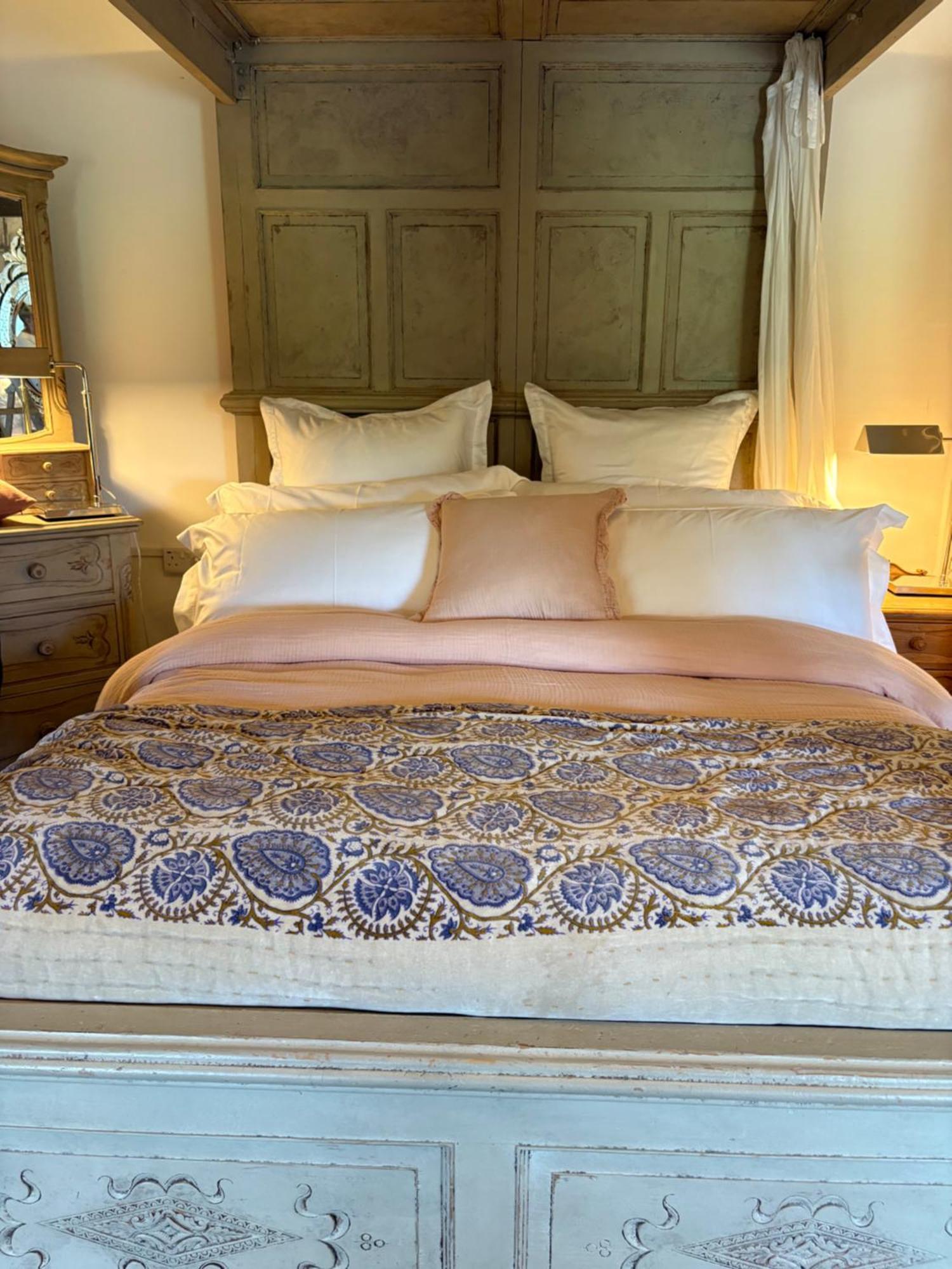 Deluxe King Room,1746969993:JPEG