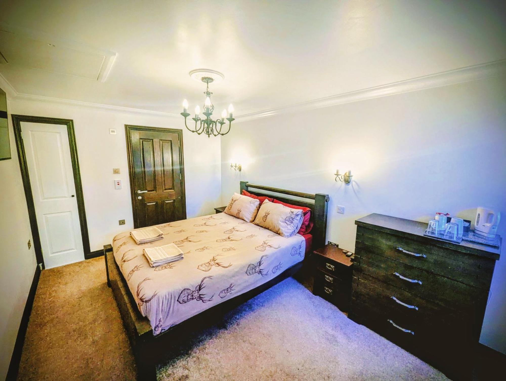 Standard King Room,1747108286:JPEG