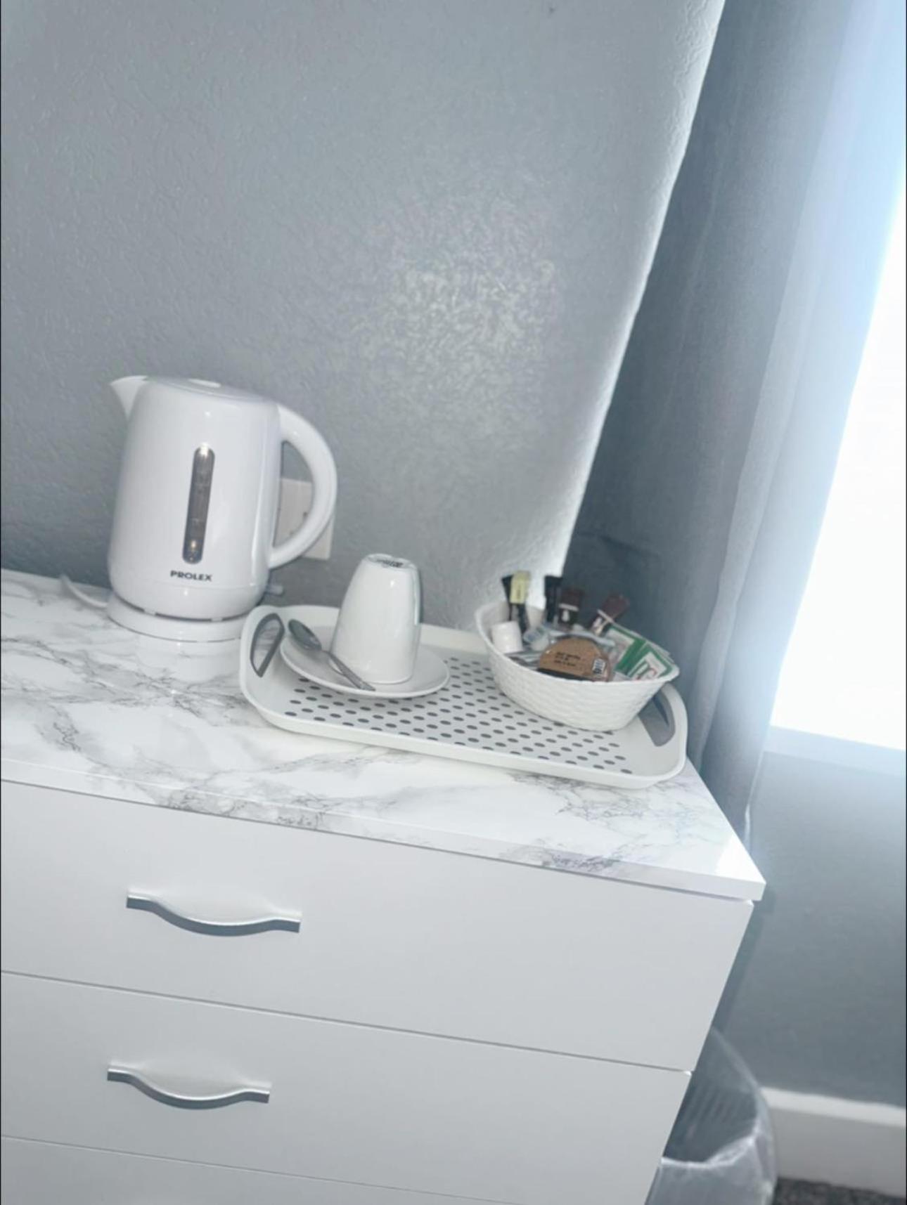 Single Room,1756421809:JPEG
