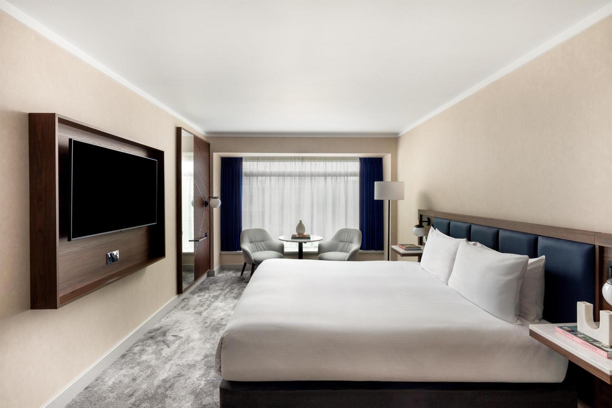 Premium King Room