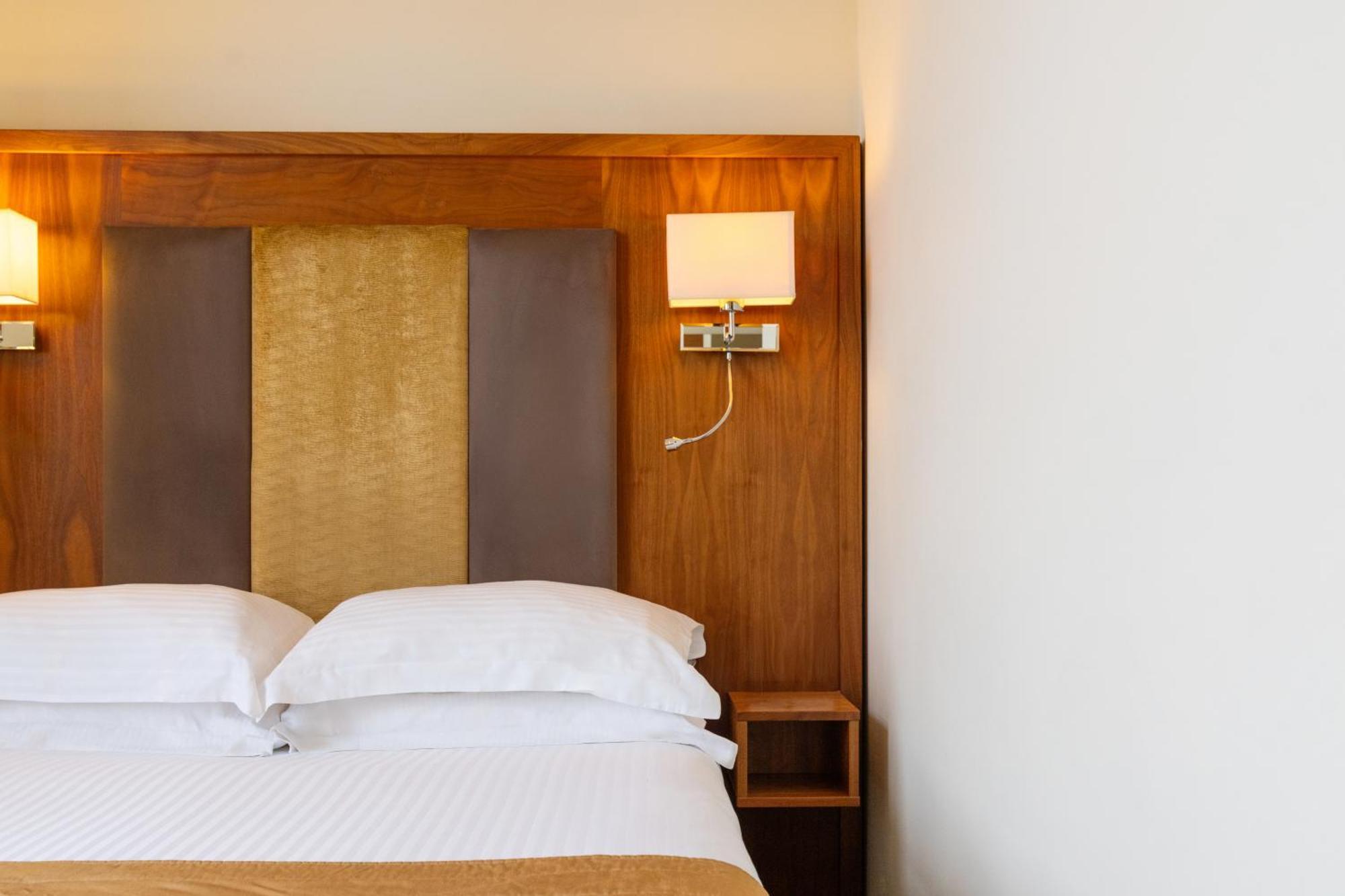 Economy Double (Sea View)