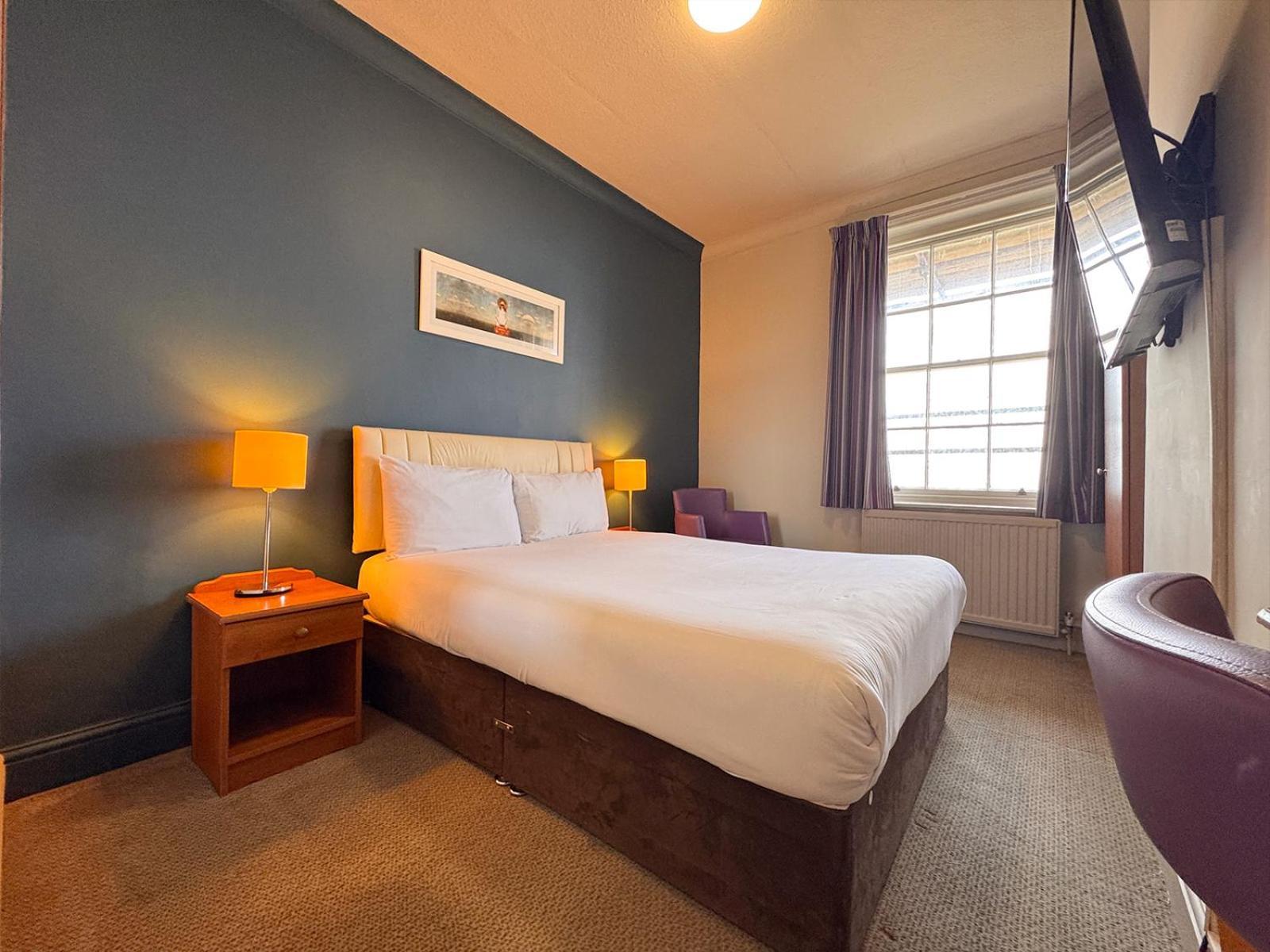 Cosy Double Room Sea View,1758573591:JPEG