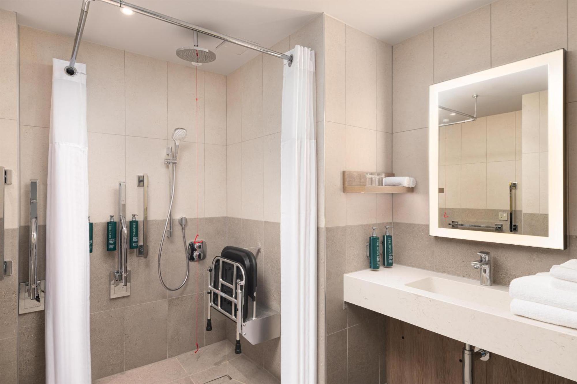 King Room - Mobility Accessible