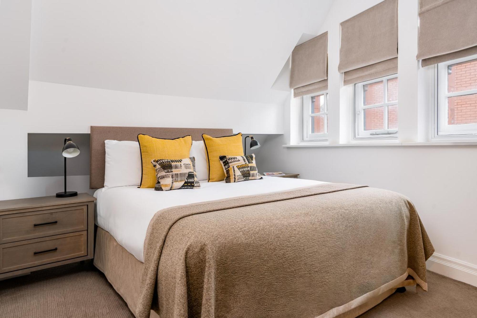 Executive One Bedroom Duplex Suite,1759926773:JPEG
