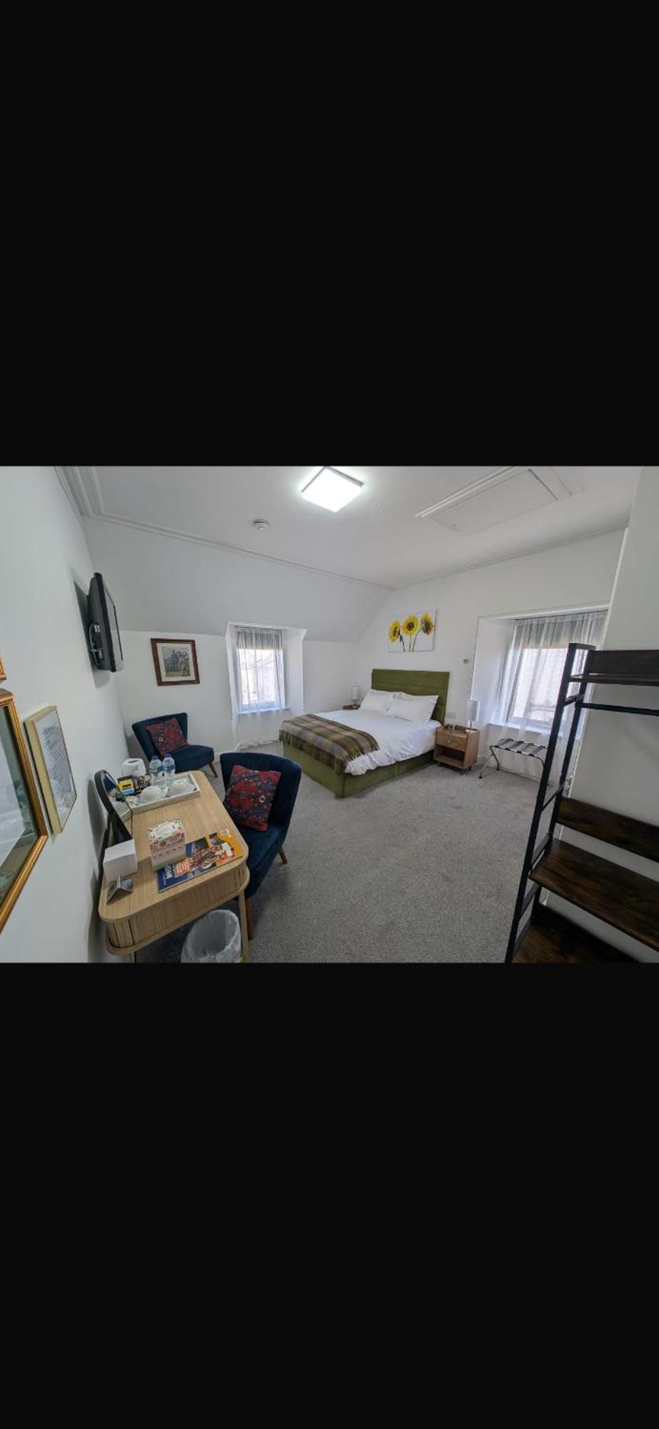 Superior King Room,1765509127:JPEG