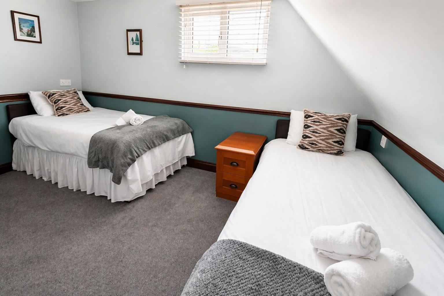 Twin Room with Private Bathroom