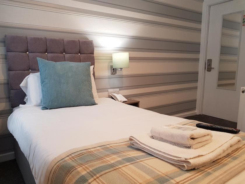 Single Room,1769508594:JPEG