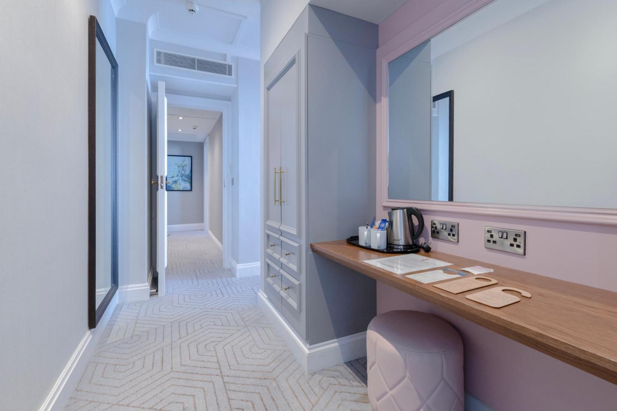 Superior Double Room with Beach View