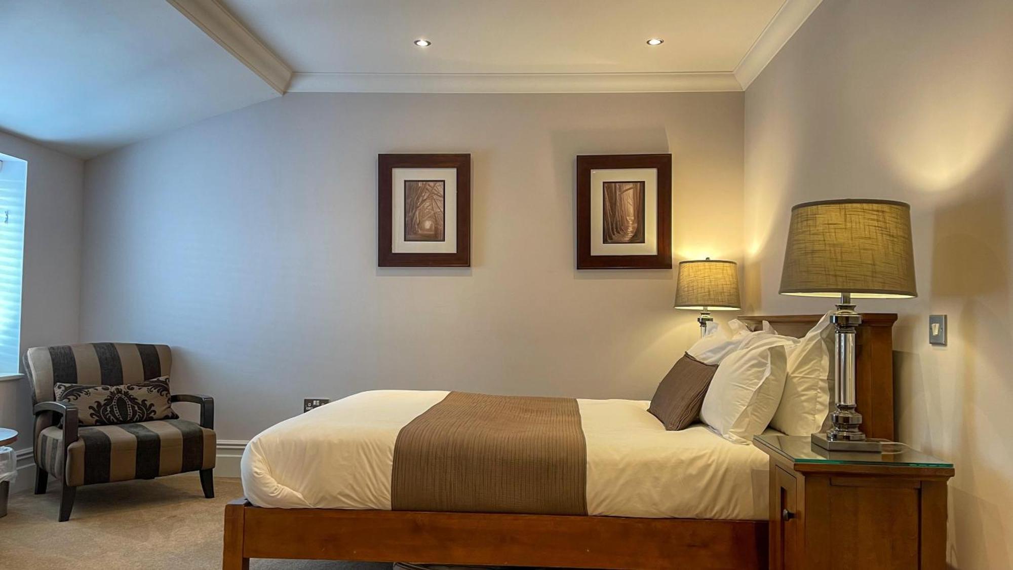Superior King Room,1771754649:JPEG