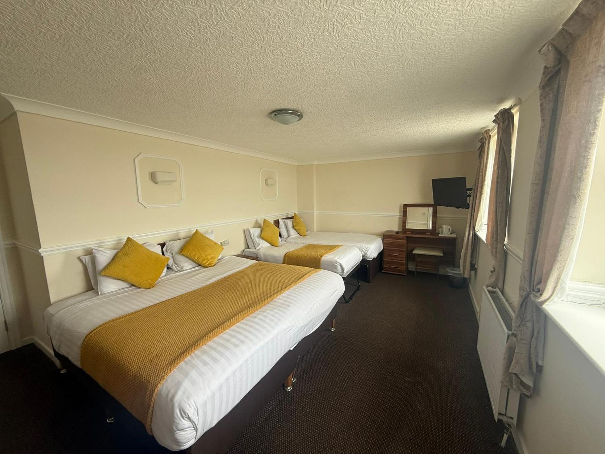 Quadruple Room Sea View