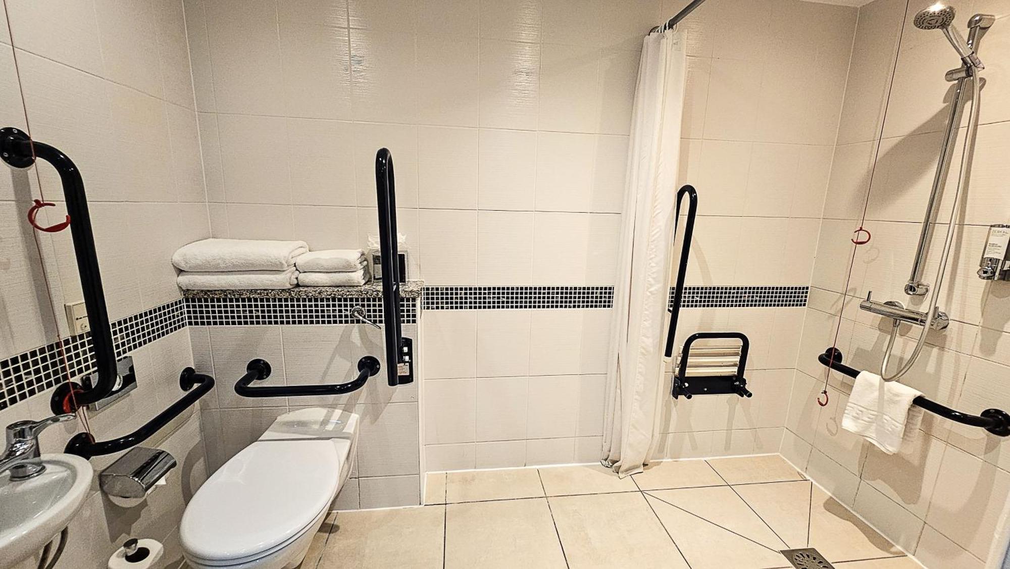 Habitación Doble adaptada para personas de movilidad reducida