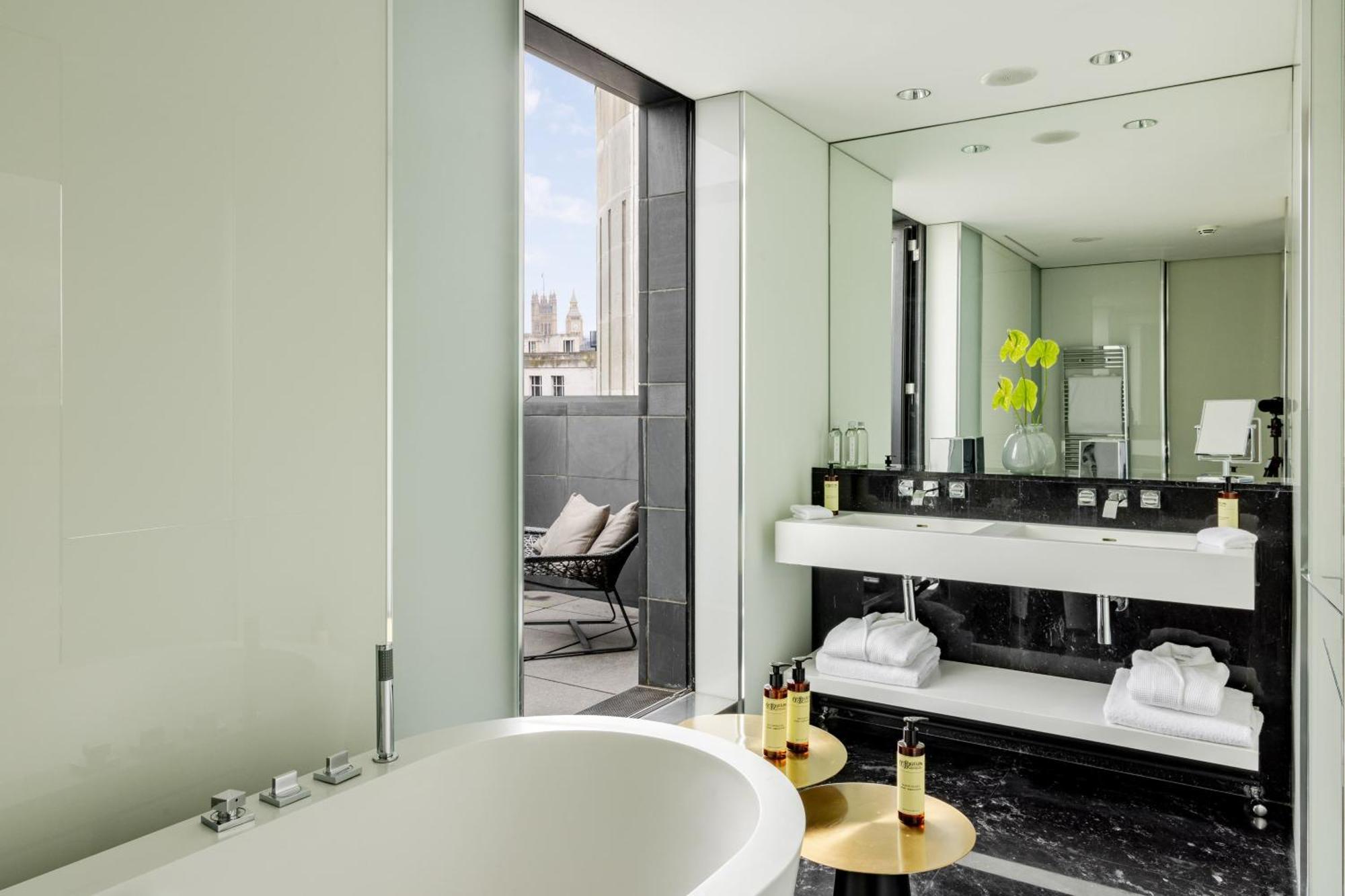 Suite Penthouse Dúplex Ultimate ME +