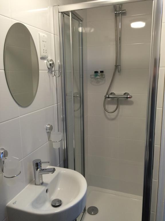 Habitación Doble con baño privado