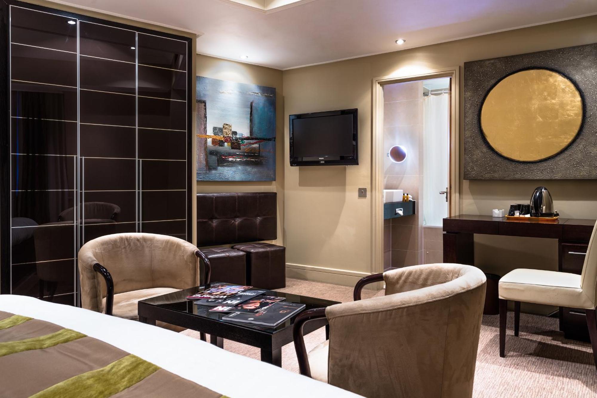 Deluxe Twin Room