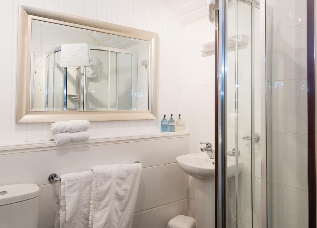 Small Double Room,1731436607:JPEG