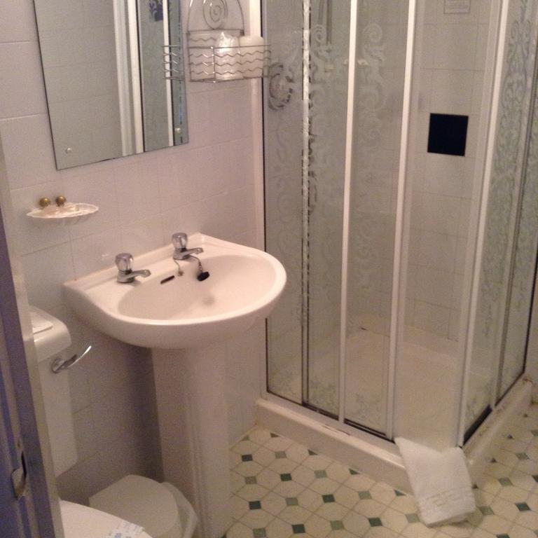 Double Room,960426970:JPEG