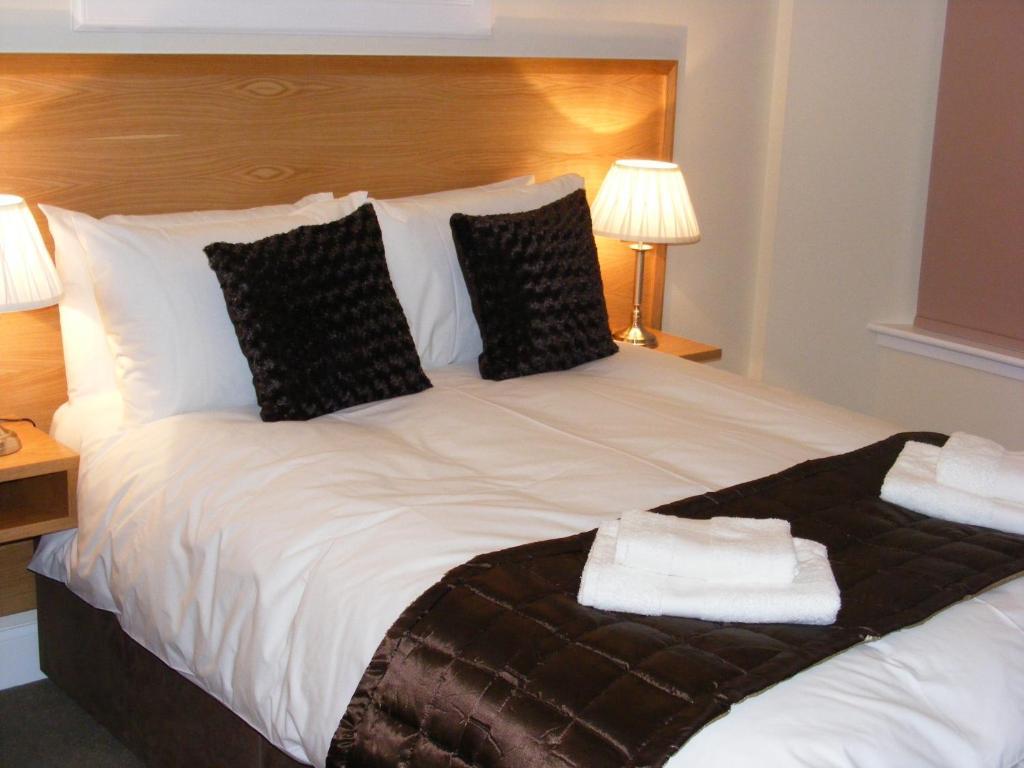 Double Room,22357392:JPEG