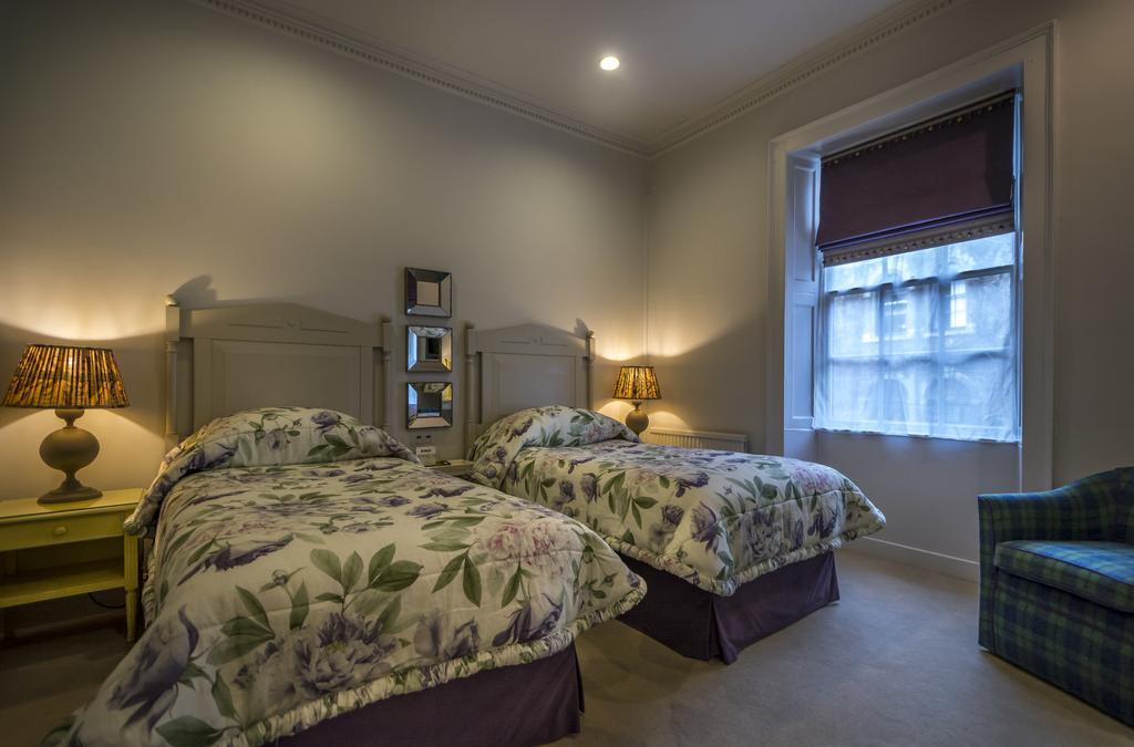 Twin Room,943350877:JPEG