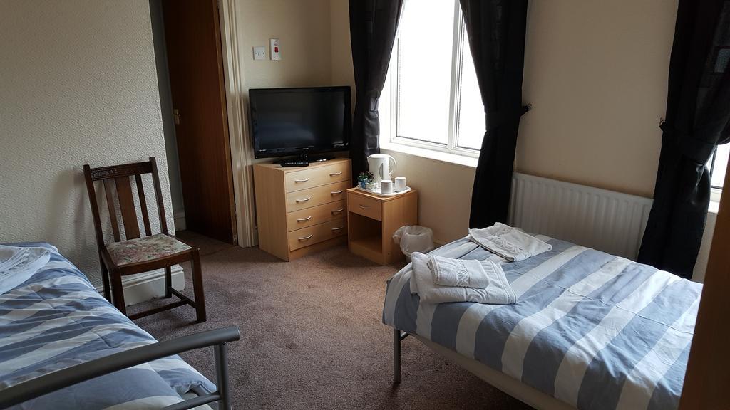 Budget Twin Room,375050656:JPEG