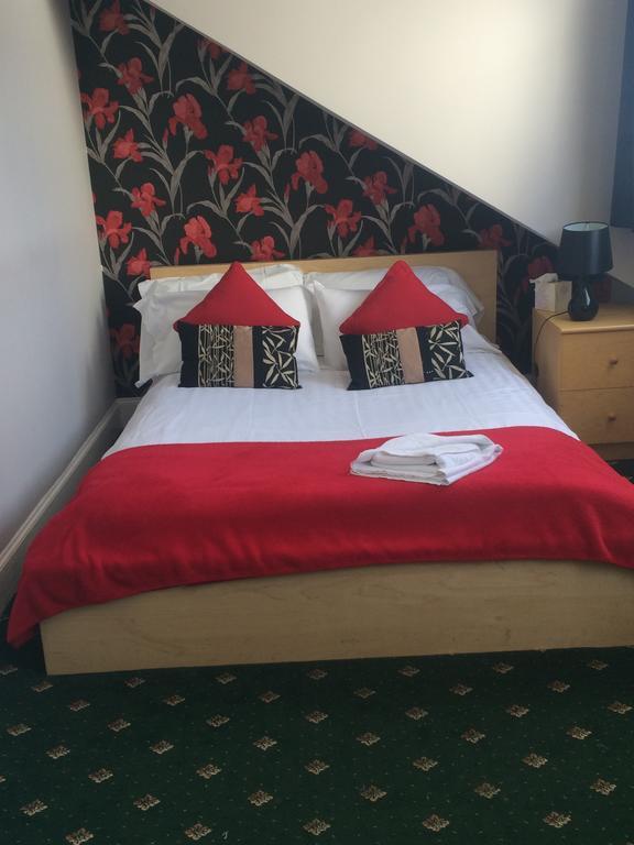 Standard Single Room with Shared Bathroom and Sea View,917665006:JPEG