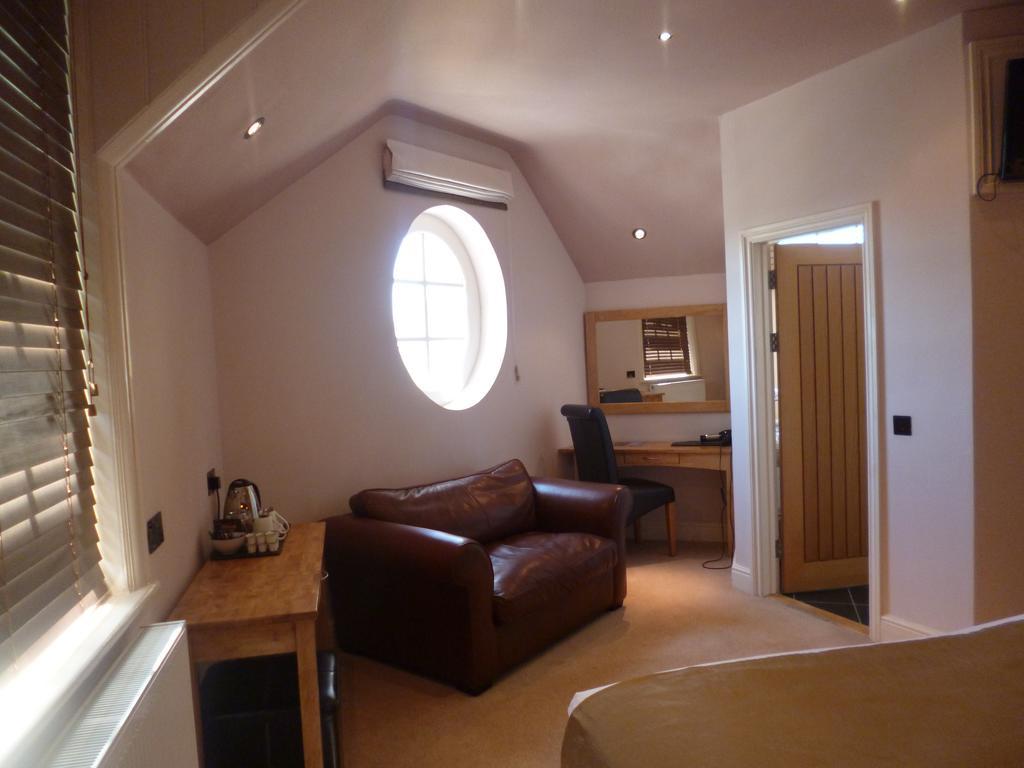 Deluxe King or Twin Room with Sea View
