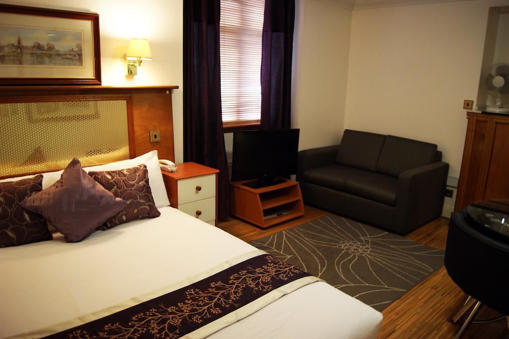 One Bedroom Apartment,700580995:JPEG