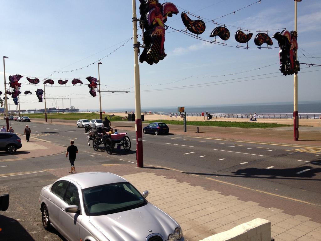 Double Room with Sea View,414719217:JPEG