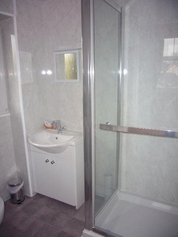 Large Single Room,119020960:JPEG