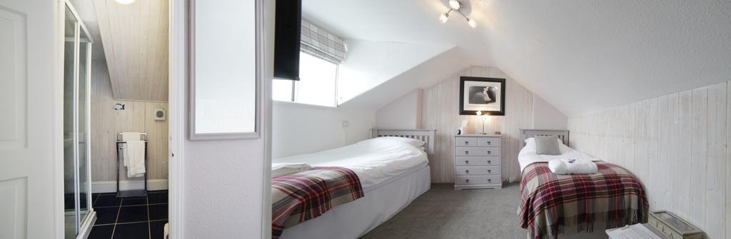 Standard Twin Room,352575976:JPEG