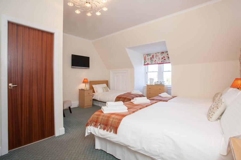 Chambre Familiale avec Salle de Bains Privative