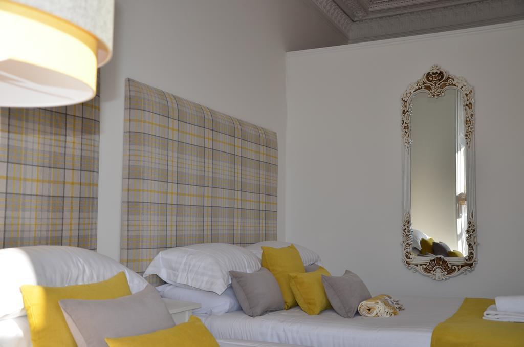 Deluxe Quadruple Room,378279022:JPEG