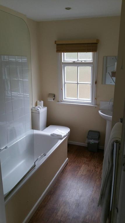 Family Room,511520262:JPEG