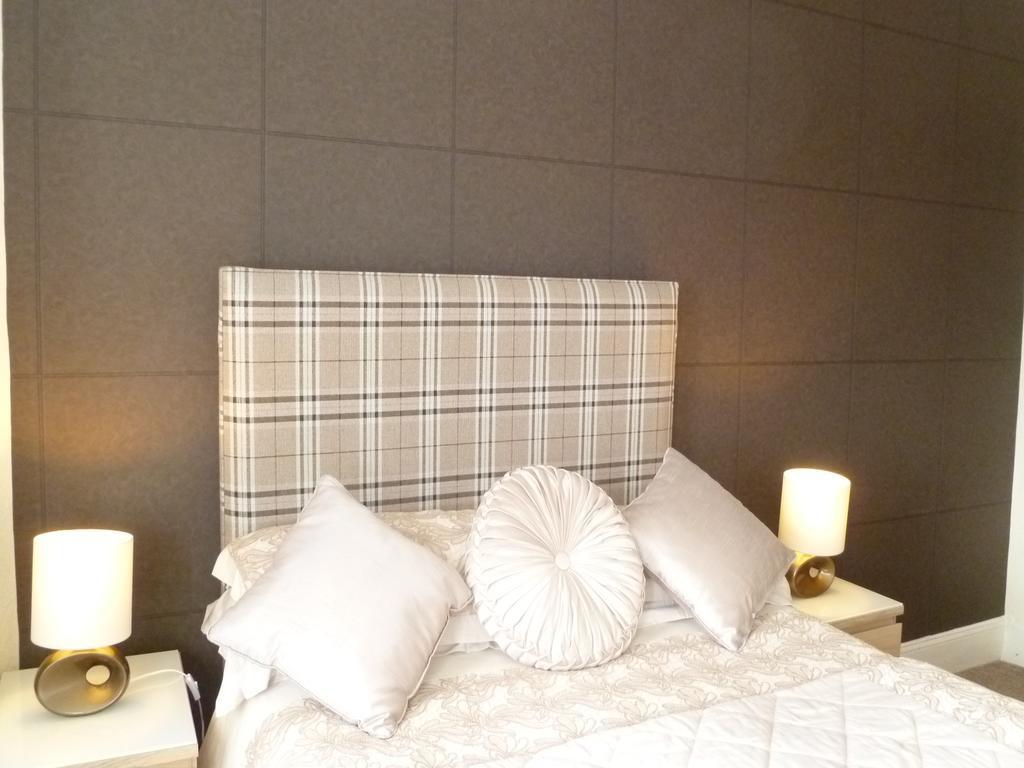 Standard King Room,398345475:JPEG