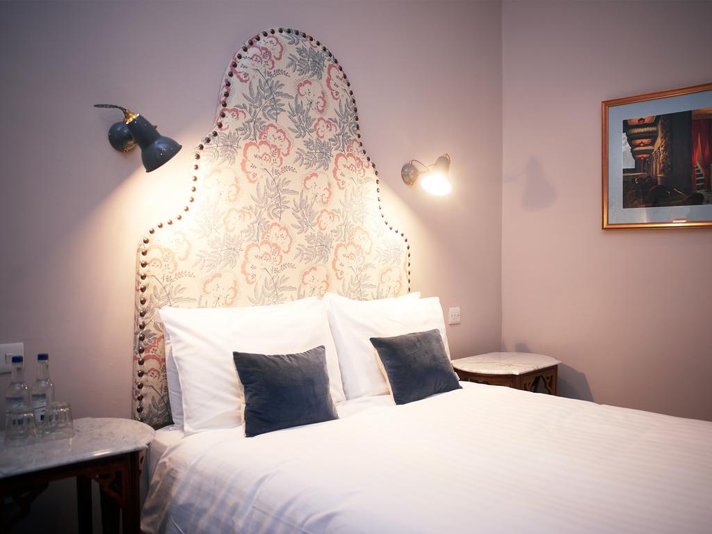 Double Room,411579633:JPEG