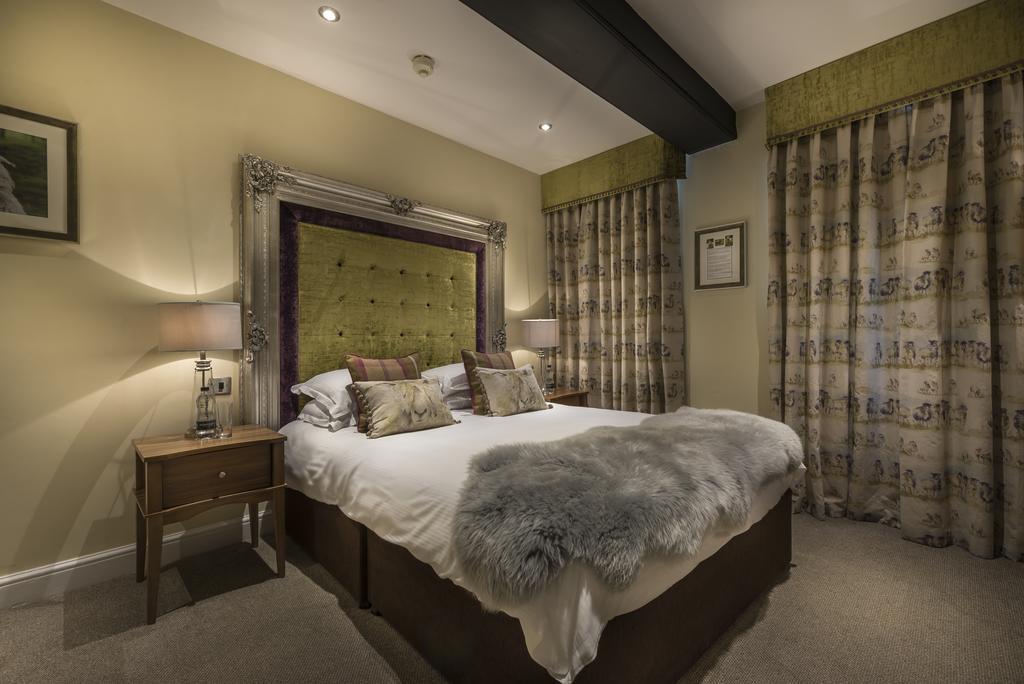 Classic Double Room,414840390:JPEG