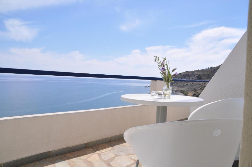 Twin Room,719704045:JPEG