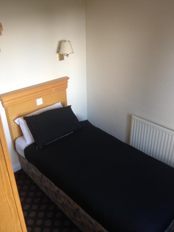 Chambre Simple avec Salle de Bains Commune