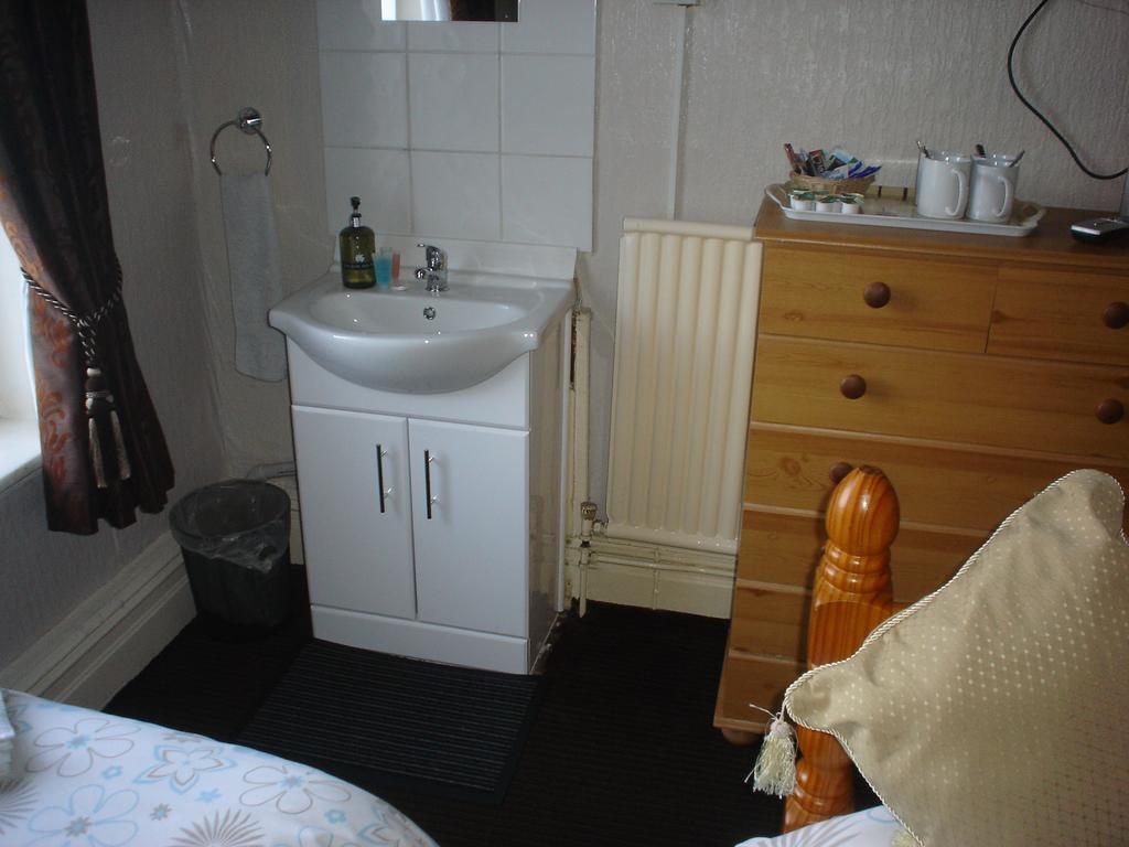 Family Room with Shared Bathroom,1756571035:JPEG