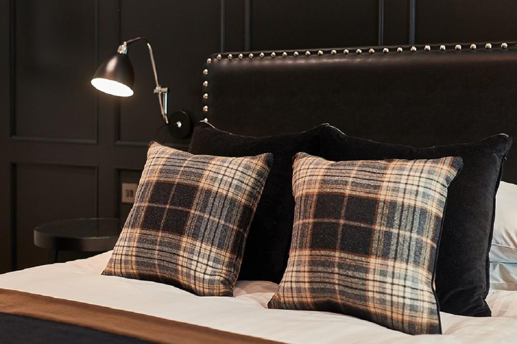Superior Deluxe Double or Twin Room
