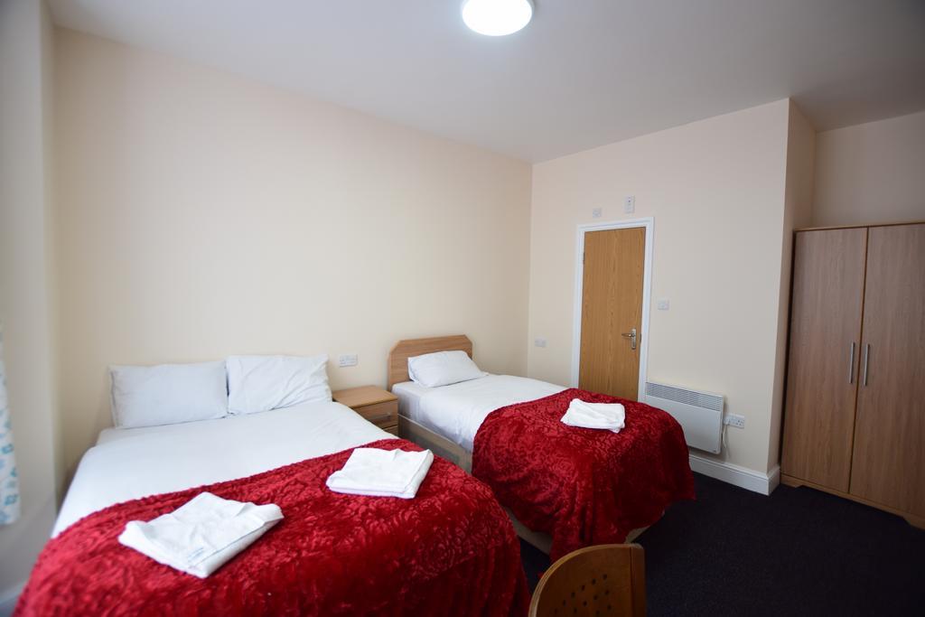Triple Room,451305990:JPEG