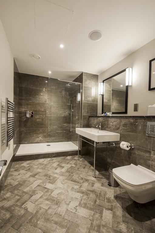 Superior Deluxe Double or Twin Room