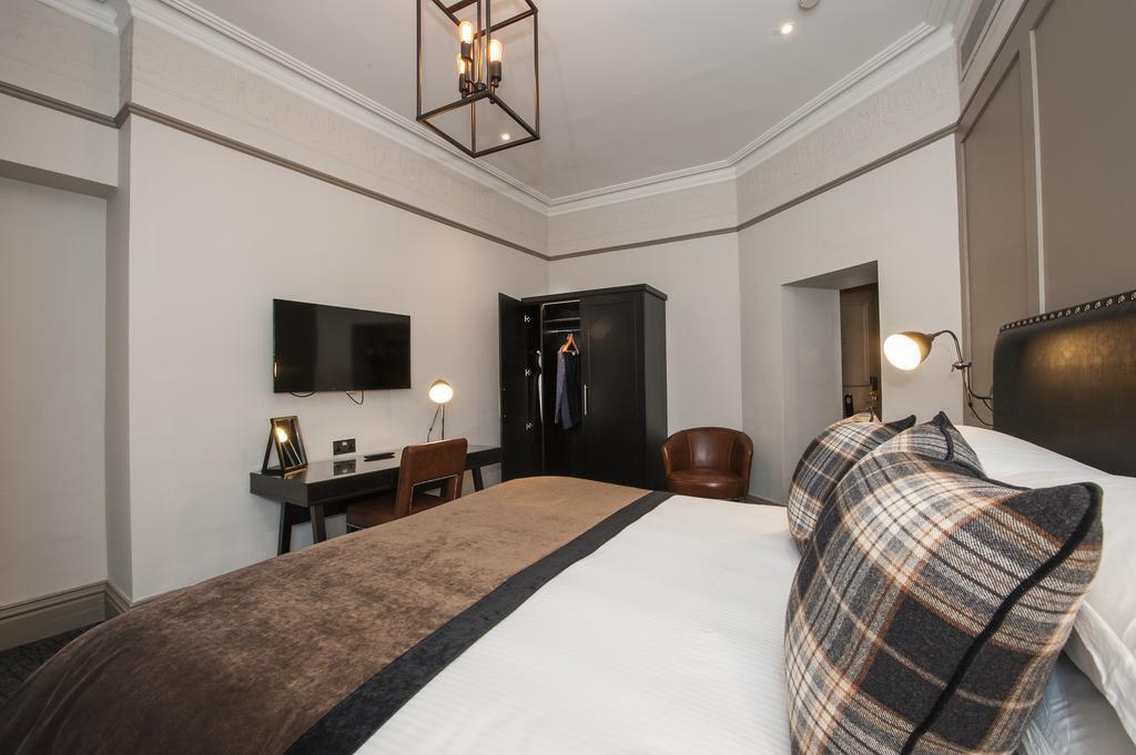Superior Deluxe Double or Twin Room