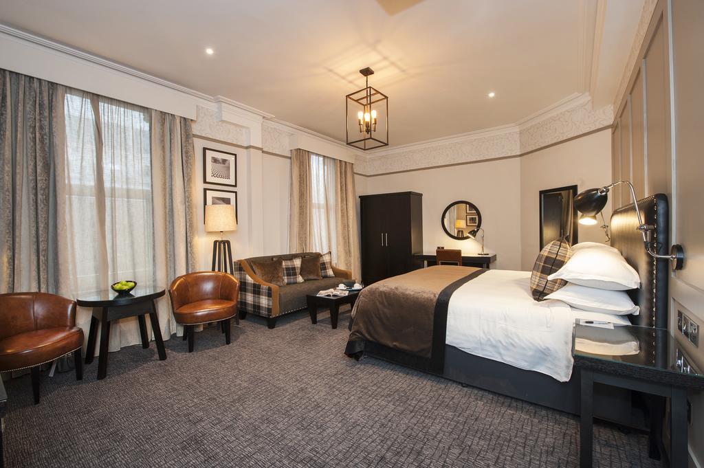 Superior Deluxe Double or Twin Room