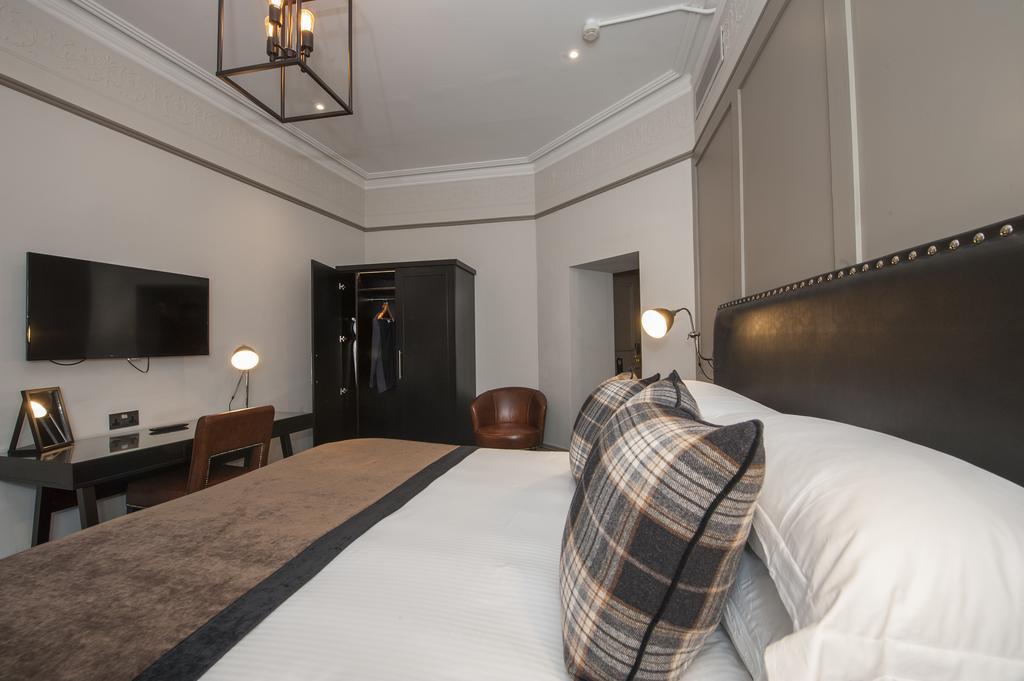 Superior Deluxe Double or Twin Room