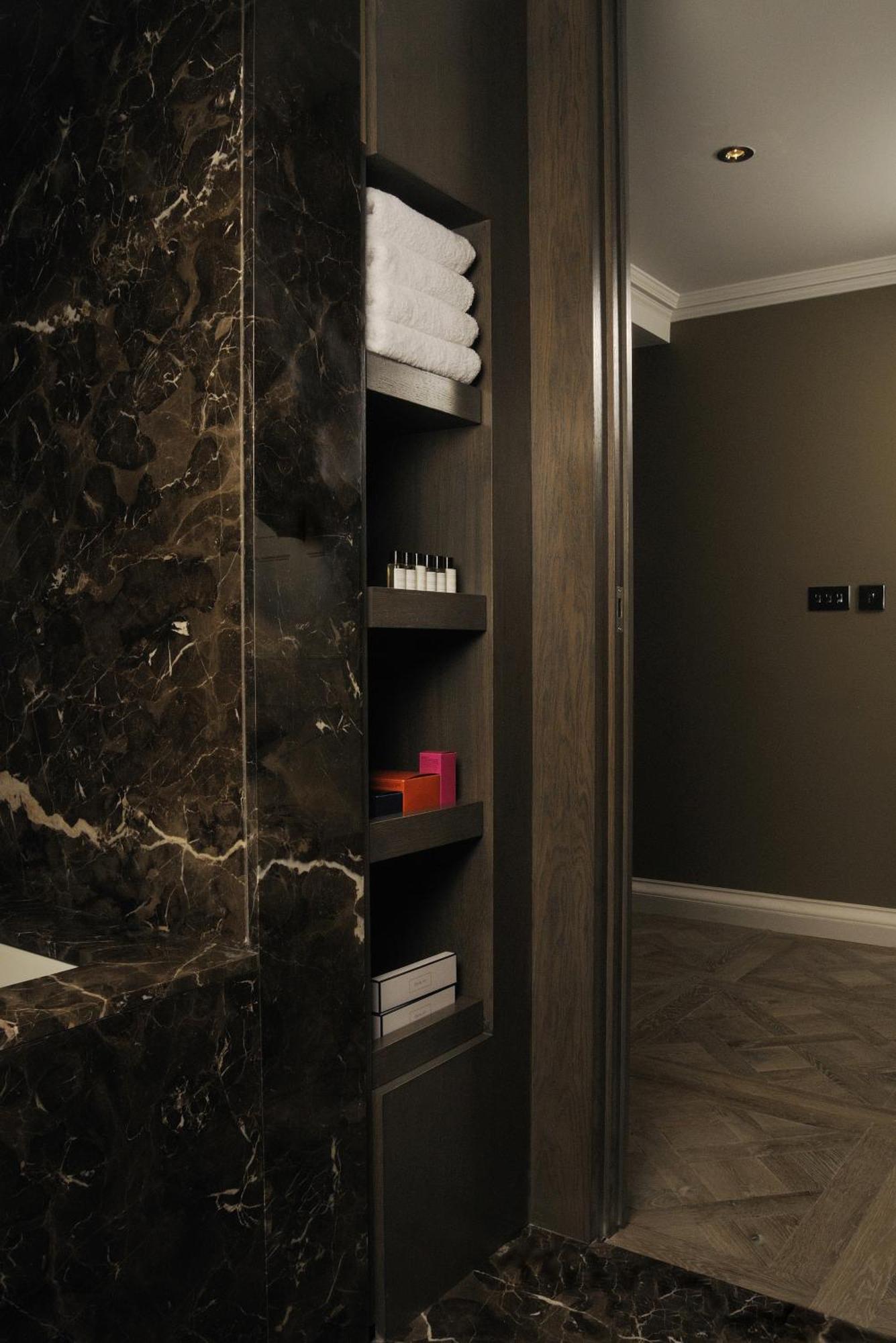 Premium Room,894226264:JPEG