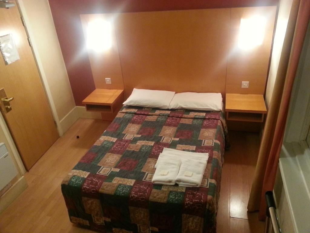 Basic Double Room,1574764235:JPEG