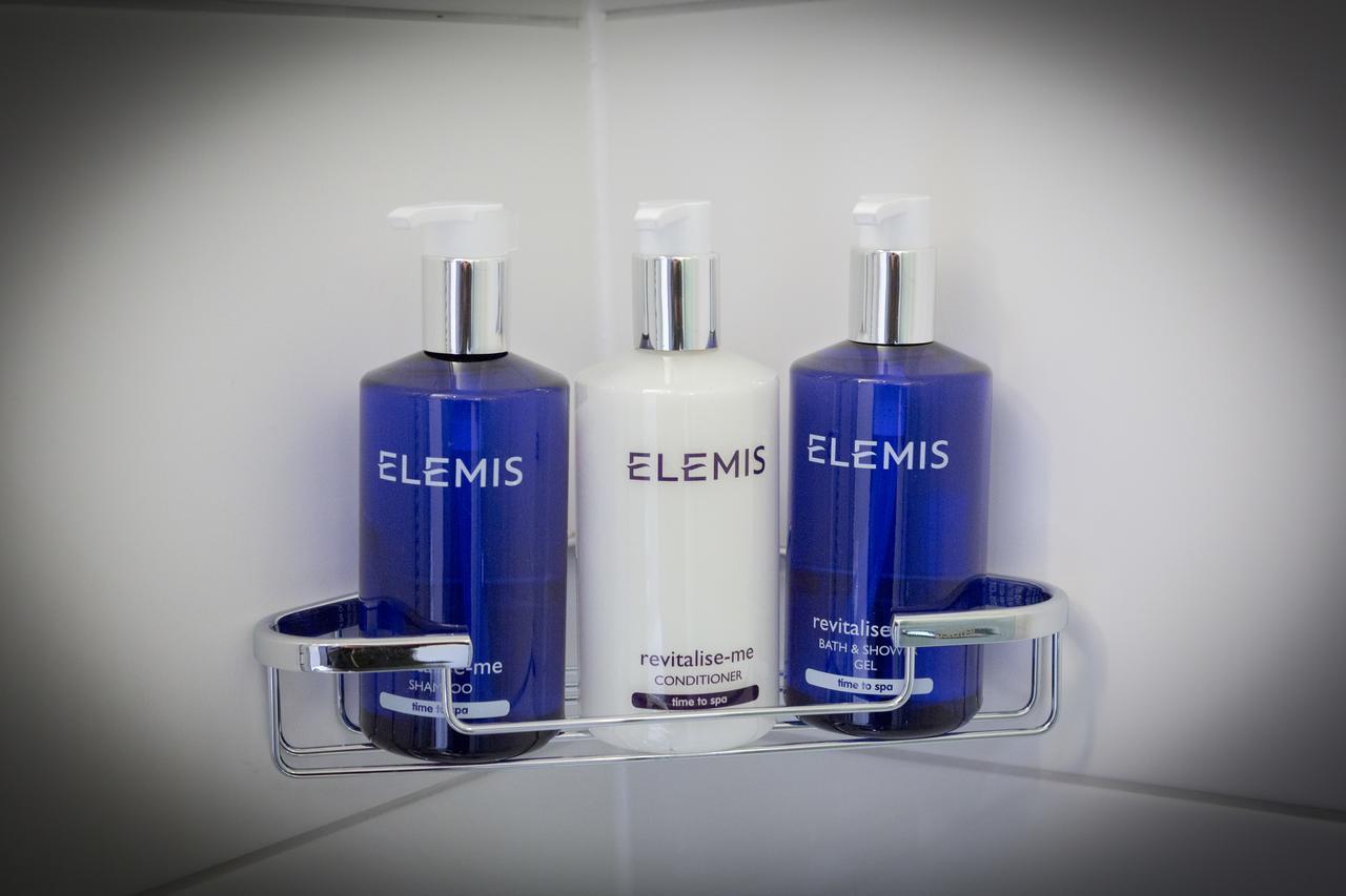 Single Room,800471844:JPEG