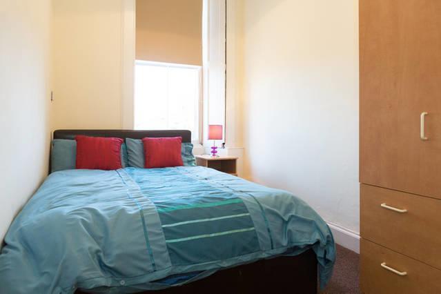 Chambre Double avec Salle de Bains Commune
