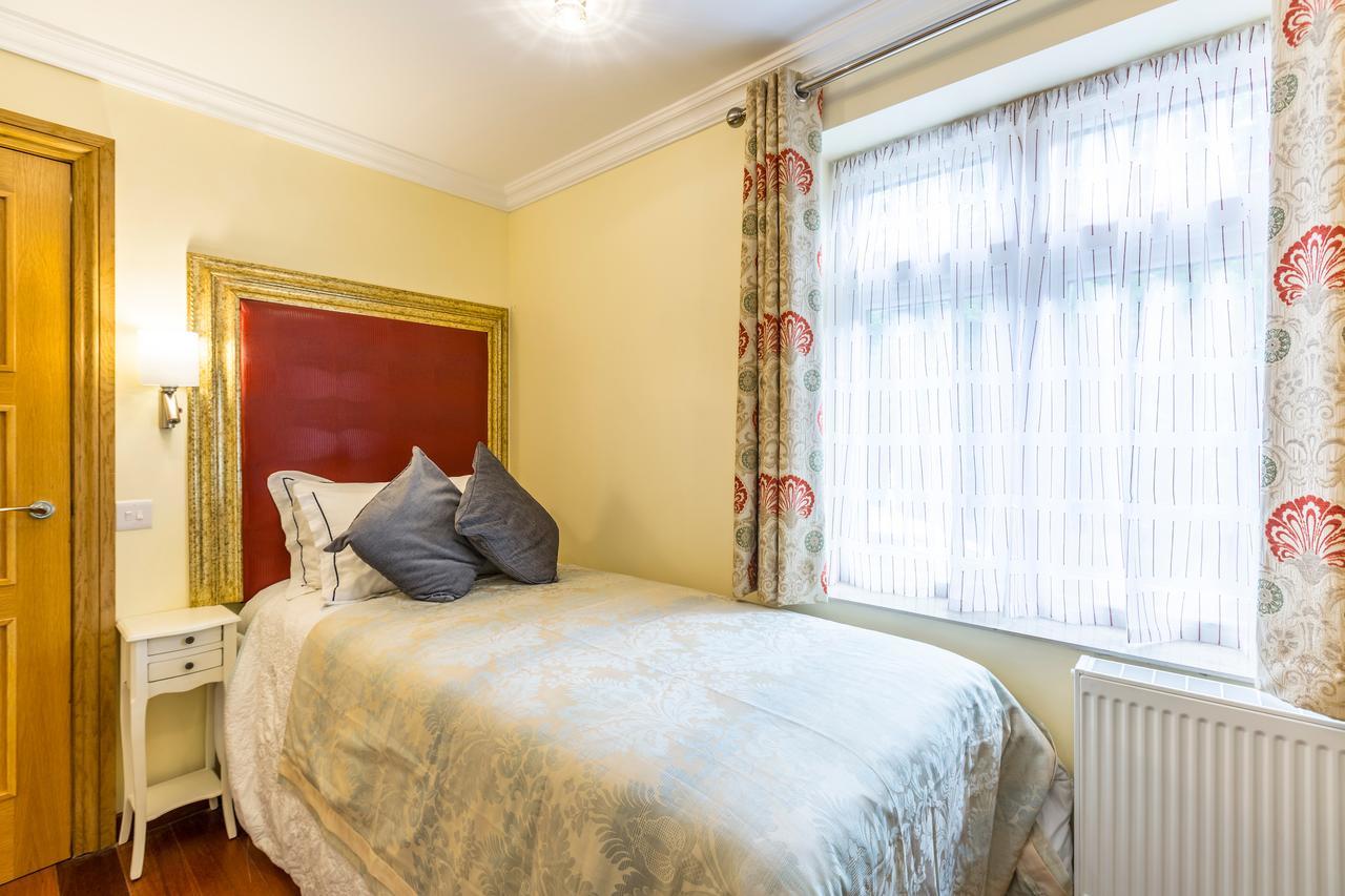 Single Room,543057591:JPEG
