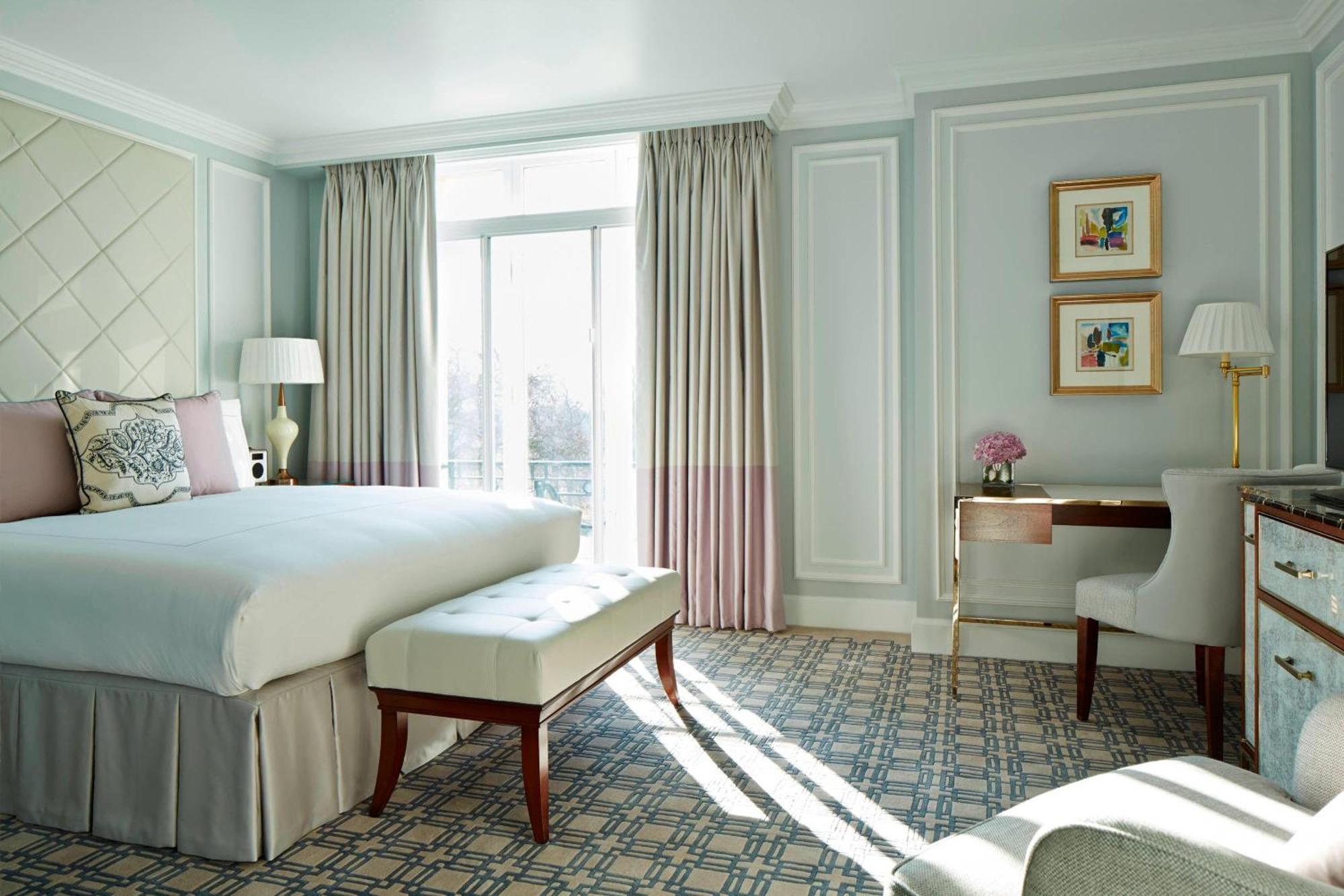 Executive Room Executive lounge access Guest room 1 King